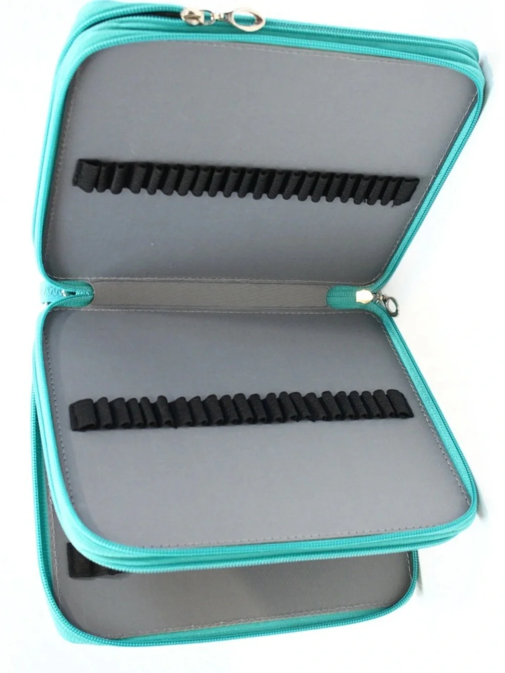 “NWOT” SHULANER-PENCIL CASE ORGANIZER WITH ZIPPER TEAL LEATHER 125 SLOTS-LARGE.